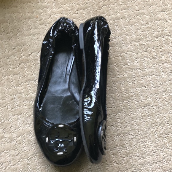 Tory Burch Classic Ballet Flat Patent Leather - Picture 3 of 5
